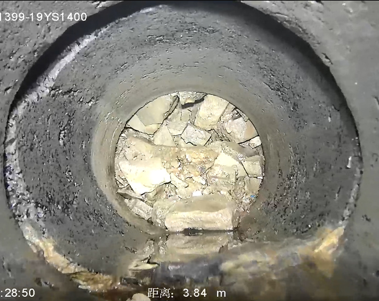 105500112.jpg 02.jpg