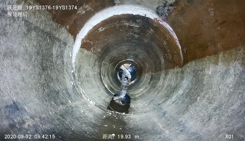 105614138.jpg 05.jpg